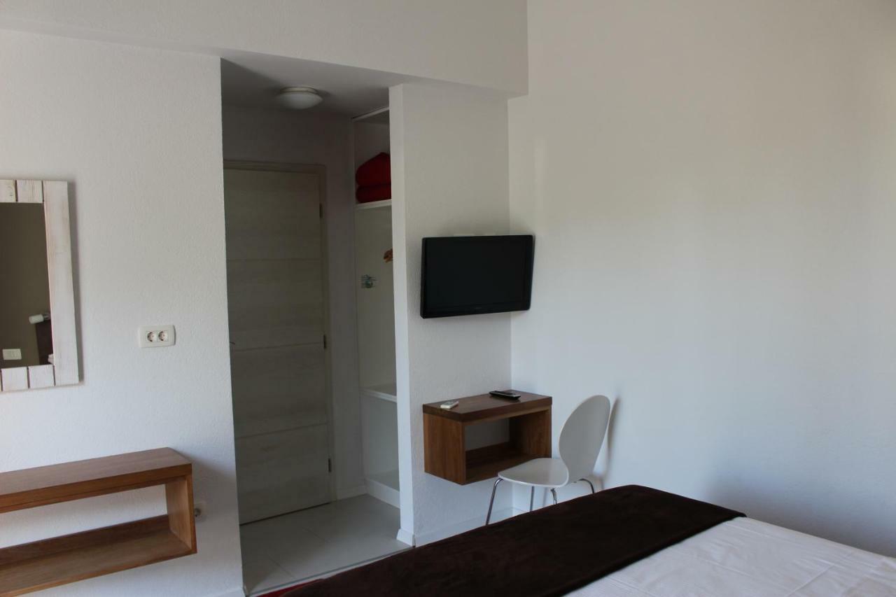 Apartments Lianto ドラスニセ エクステリア 写真